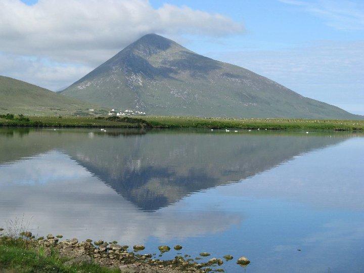 Achill Water'S Edge Acomodação com café da manhã Doogort Exterior foto